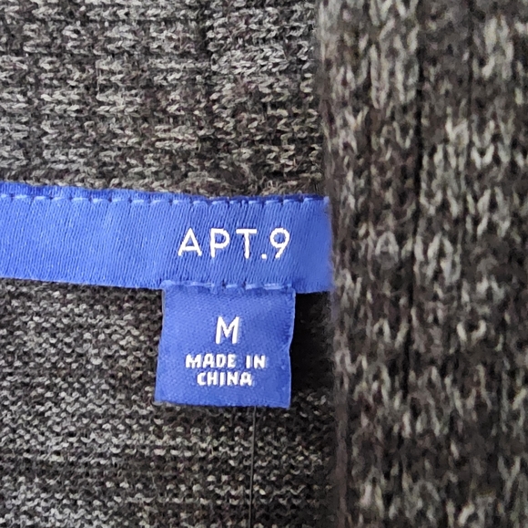 Apt 9 - NWT, Gray, Stylish Long Cardigan with Buttons. - Picture 2 of 8